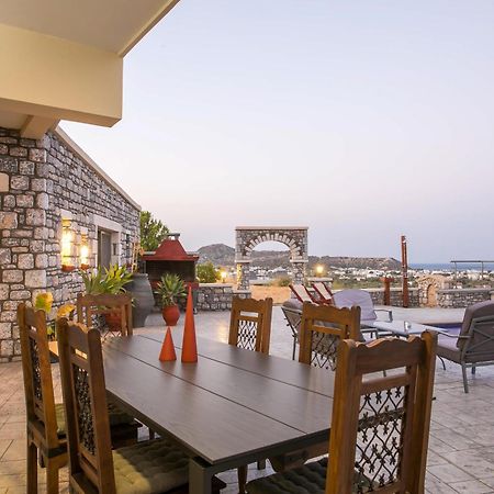 Des & Coo Luxury Villa With Private Pool Faliraki Exterior foto
